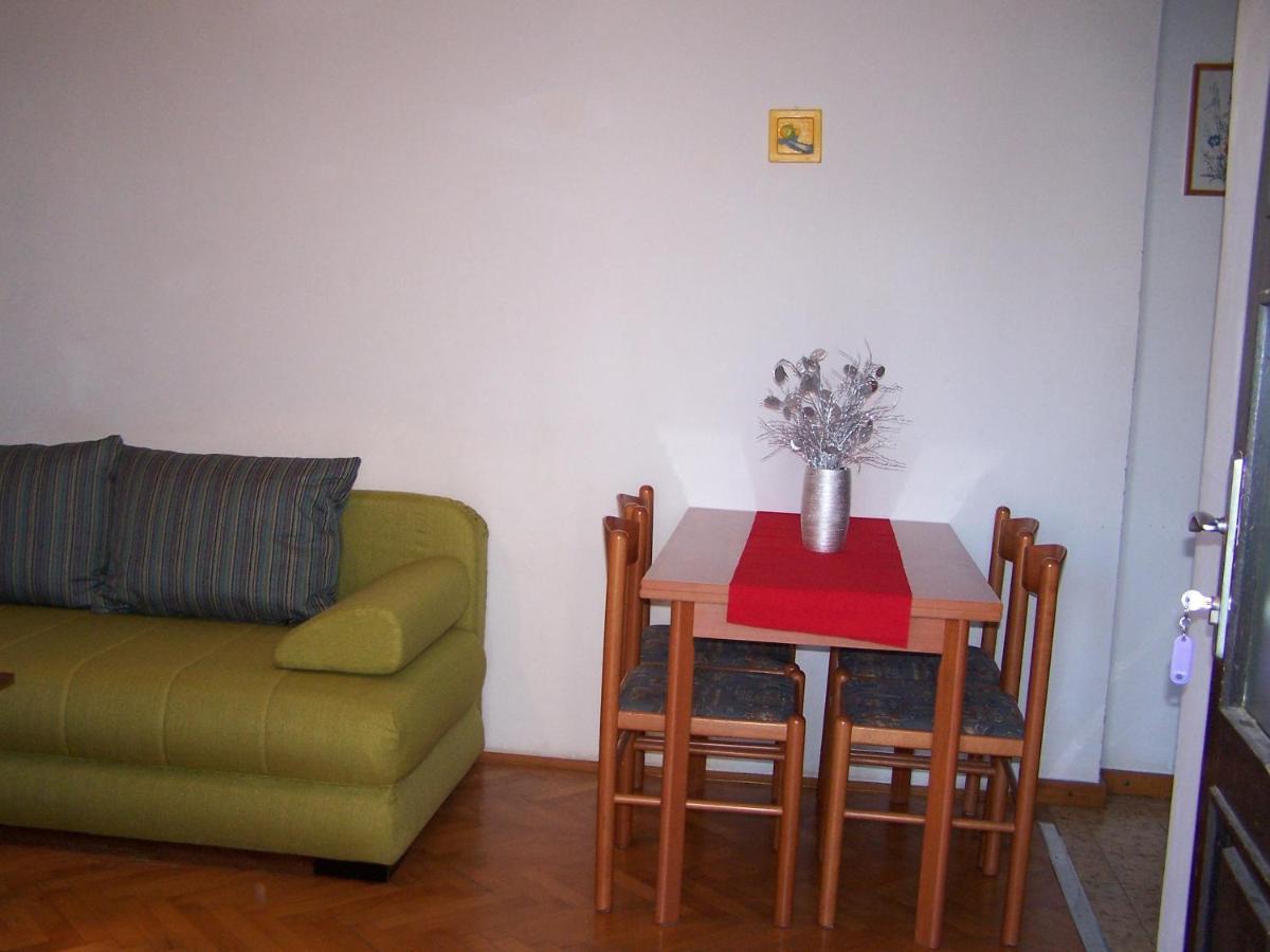 Apartments Sestan 诺瓦利娅 外观 照片