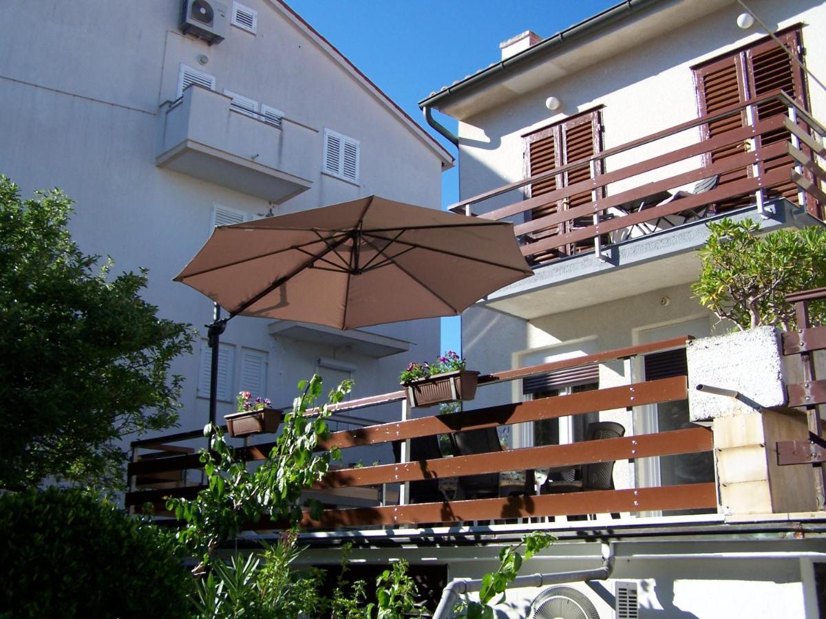 Apartments Sestan 诺瓦利娅 外观 照片